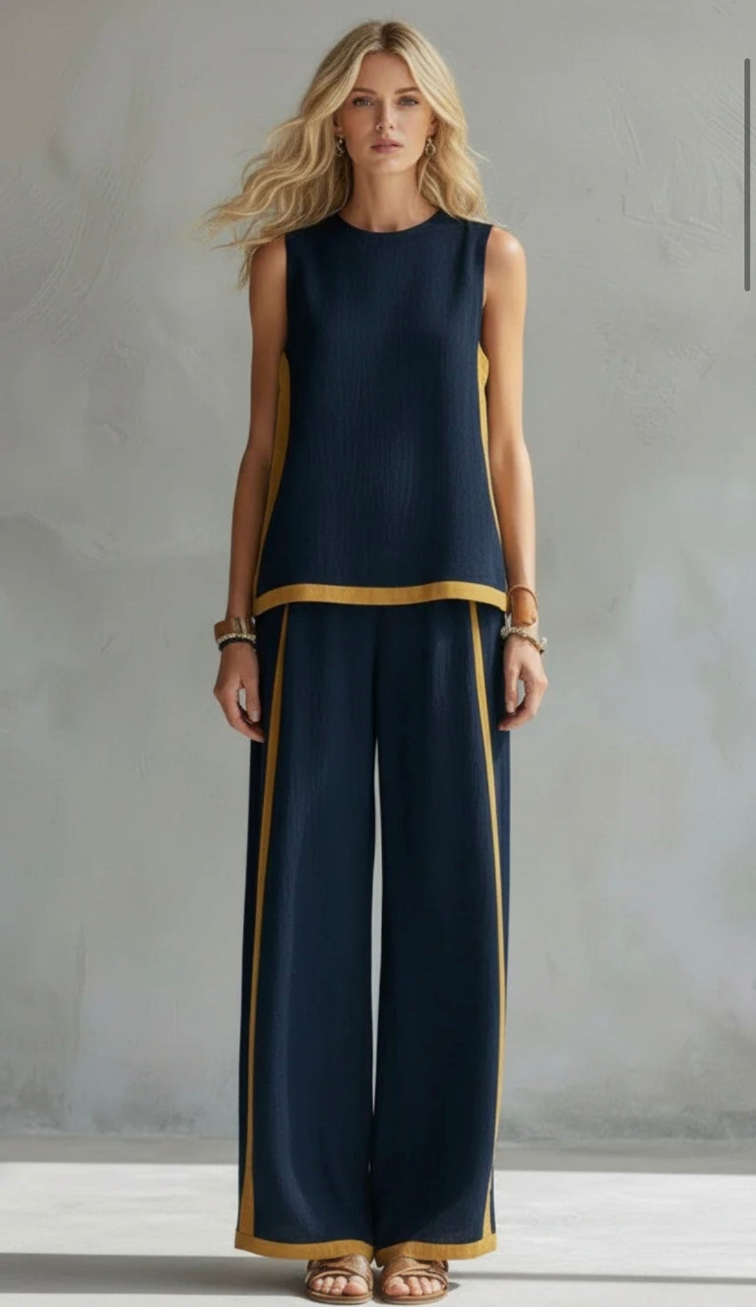 Leila | Elegant Set with a Modern Edge